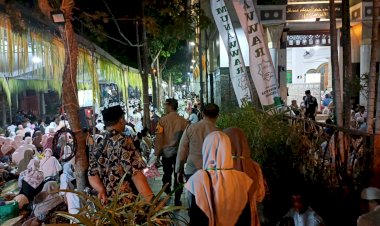 Polres-Tulungagung-Lakukan-Pengamanan-Haul-Akbar-55-Pondok-Pesulukan-Thoriqot-Agung-